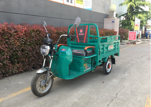 電動三輪車