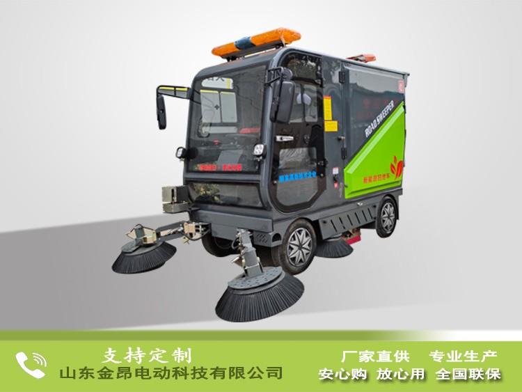 電動(dòng)四輪掃地車(chē)